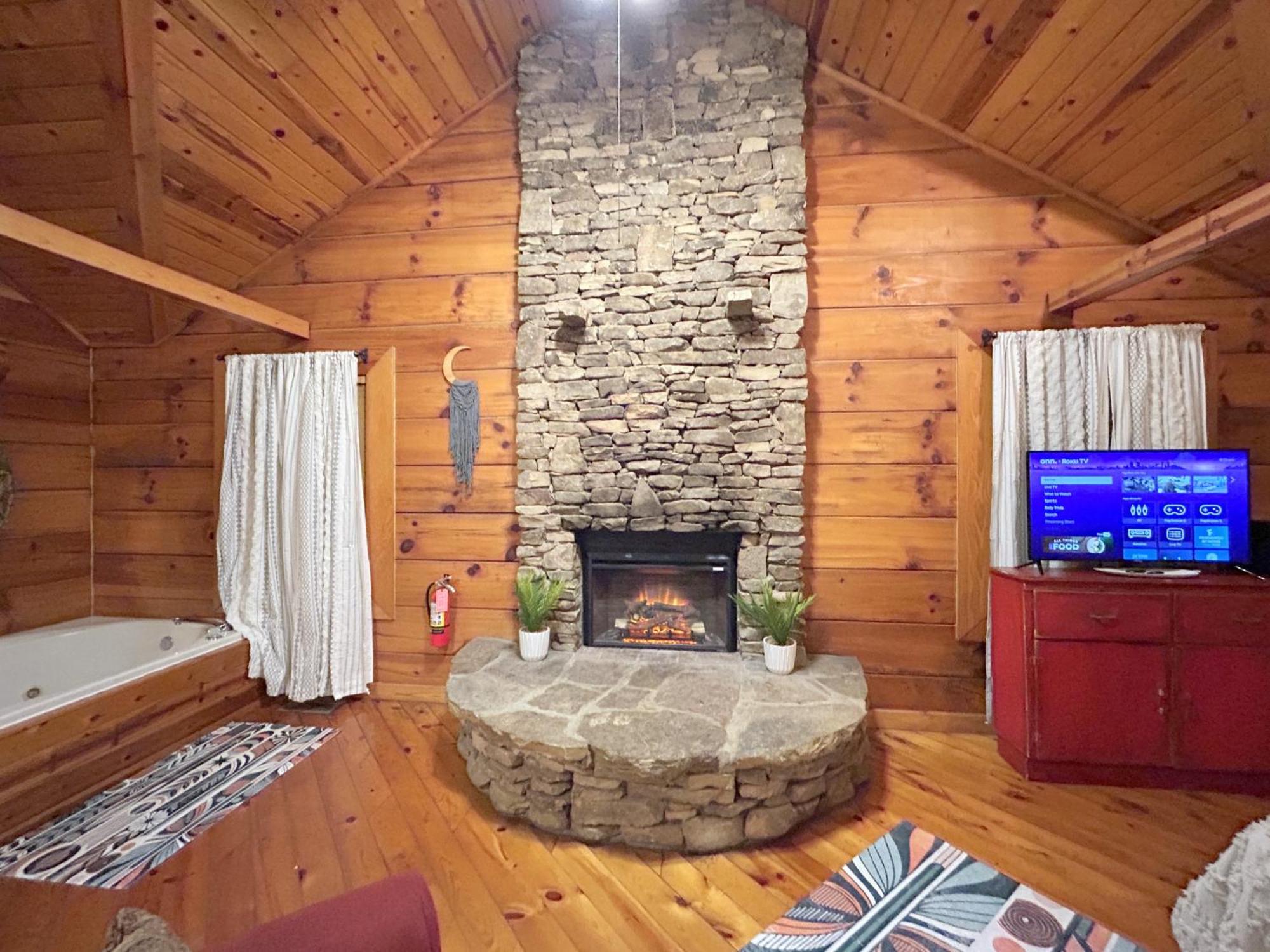 Honeymoon Hideaway Gatlinburg Exterior foto
